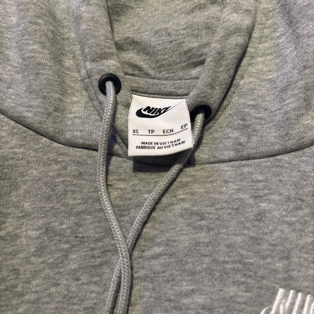 Nike Men's Light Gray Hoodie